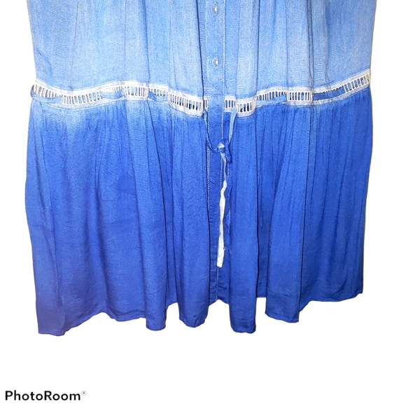 Tie dye 3 tier womens lightweight dress. Size medi - Picture 2 of 4